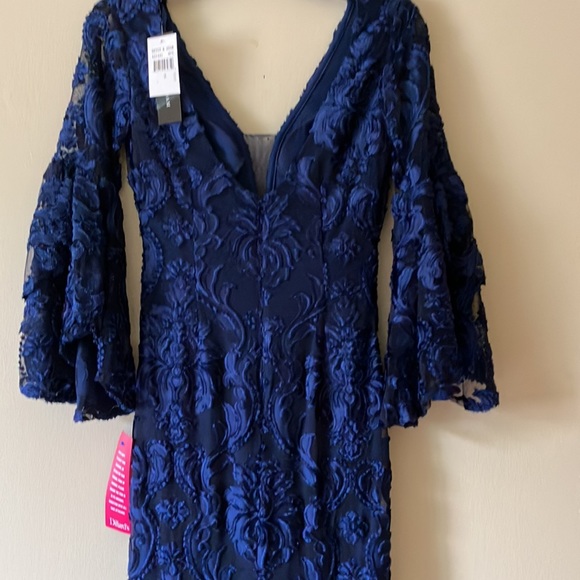 Betsy Adam velvet evening gown - Picture 2 of 6